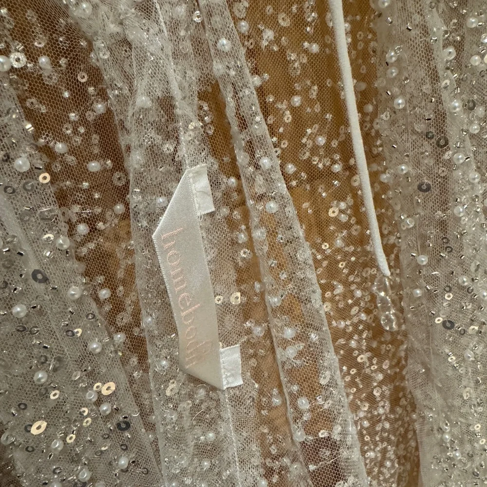 Mini Beaded Robe - Picture 3 of 4